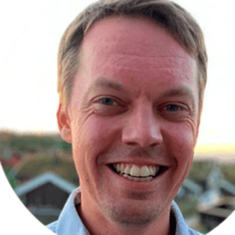 Daniel Wallenås